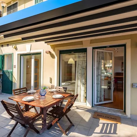 The Blue Window In - Happy Apartman Bogliasco